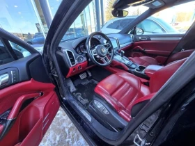Porsche Cayenne  Turbo / CARFAX /BOSE/PANO/360 - 20700 € / 40485.68 лв. - 83222390 5