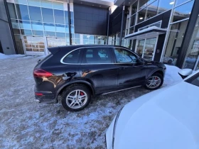 Porsche Cayenne  Turbo / CARFAX /BOSE/PANO/360 - 20700 € / 40485.68 лв. - 83222390 3