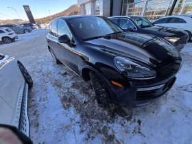 Porsche Cayenne  Turbo / CARFAX /BOSE/PANO/360
