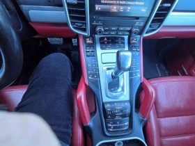Porsche Cayenne  Turbo / CARFAX /BOSE/PANO/360 - 20700 € / 40485.68 лв. - 83222390 16