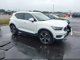 ������ Volvo XC40