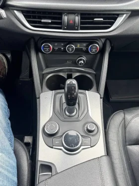 Alfa Romeo Stelvio AWD /CARFAX/Подгрев/Памет/2 Ключа/ | Auto.bg — изображение 9