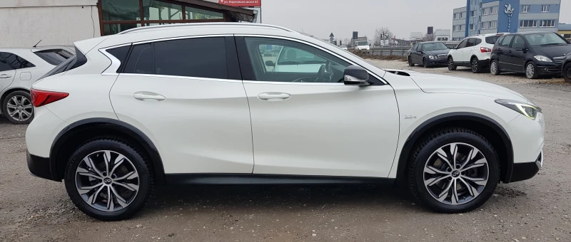 Infiniti QX30 AWD 2.2-170 к.с. EURO 6B ЛИЗИНГ, снимка 4 - Автомобили и джипове - 48225294