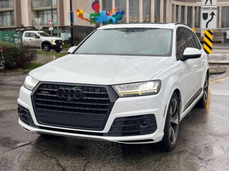 Audi Q7 * Technik * CARFAX * ДИСТРОНИК* ХЕД-ЪП* ОБУДХВАНЕ*