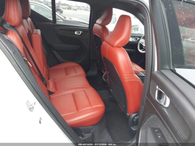 Volvo XC40 T5 MOMENTUM | Mobile.bg � ����������� 11