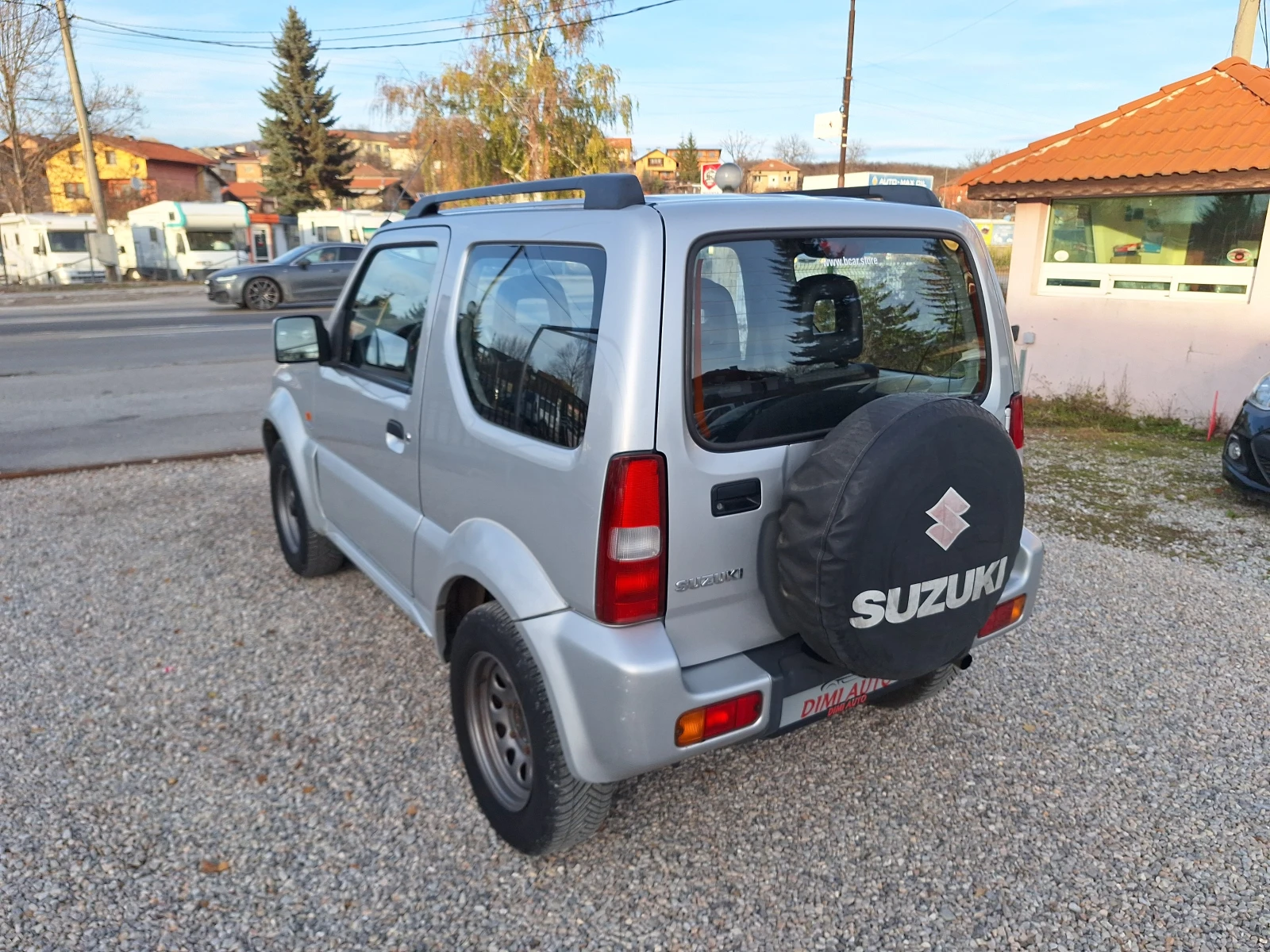 Suzuki Jimny 1.5 86ks 4x4 klima Italia! - изображение 5