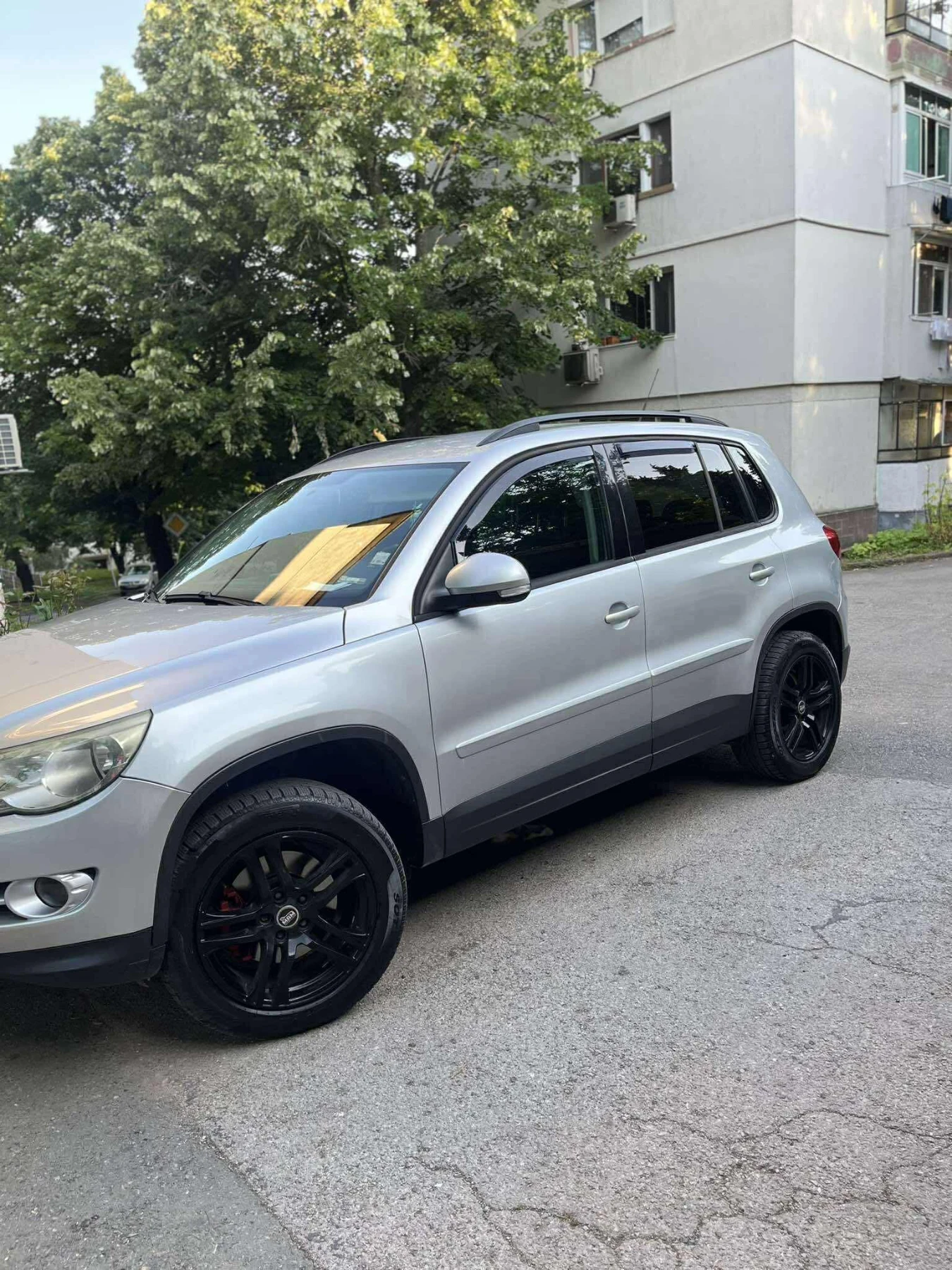 VW Tiguan 2.0 TDI 4-Motion - изображение 2