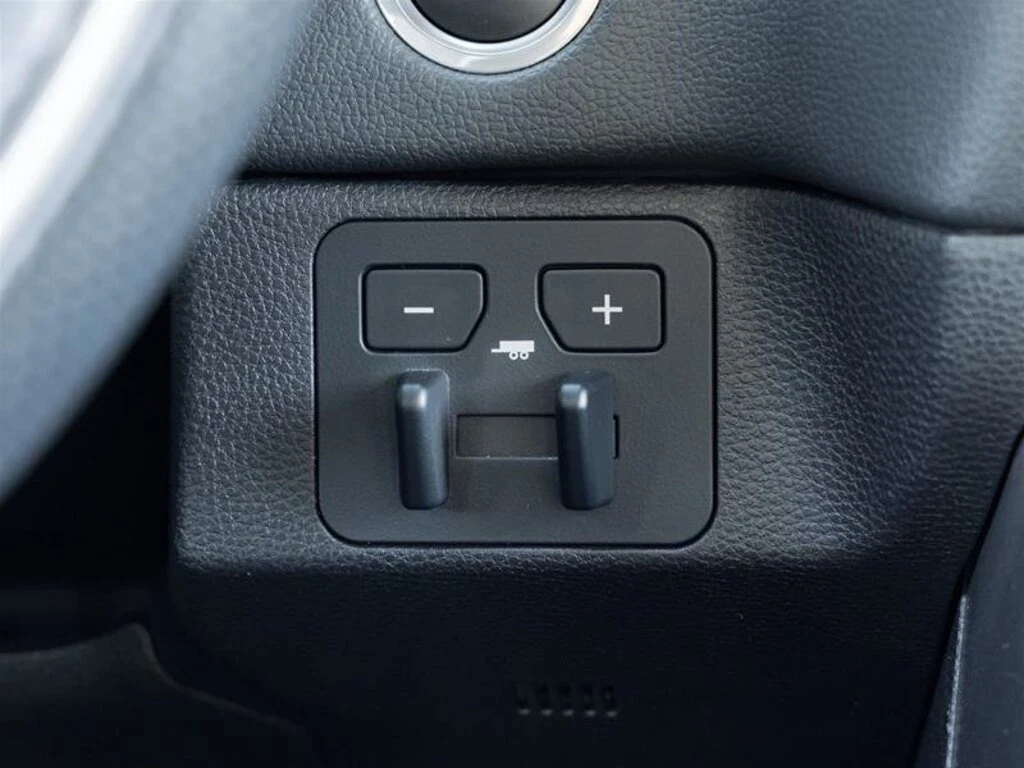 Toyota Tundra * CrewMax Limited * CARFAX *    | Mobile.bg   17