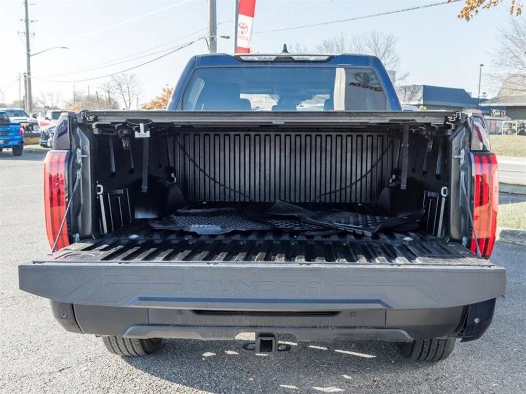 Toyota Tundra * CrewMax Limited * CARFAX * ЦЕНА ДО БЪЛГАРИЯ - изображение 8