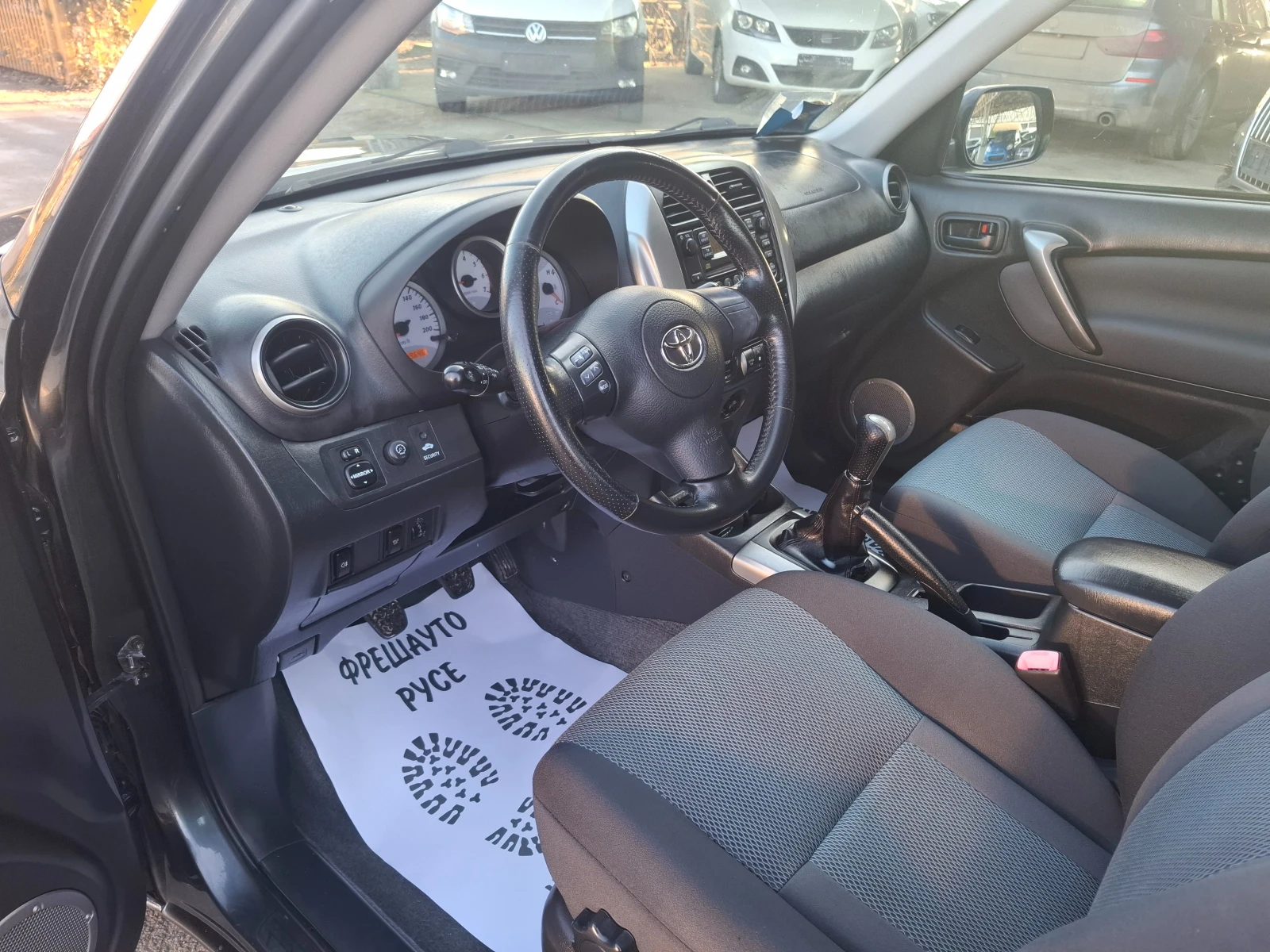 Toyota Rav4 2.0D4D 4х4 119000км!!! - изображение 7