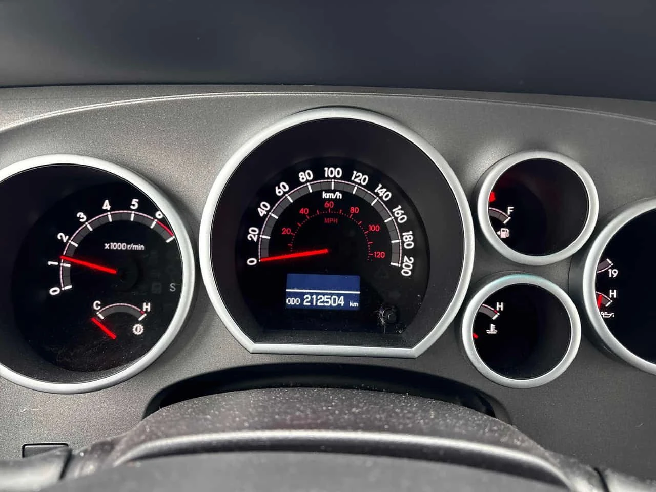 Toyota Sequoia * Limited * 2 КЛЮЧА* ПОДГРЕВ* PANO* KEYLESS* , снимка 8 - Автомобили и джипове - 53832870