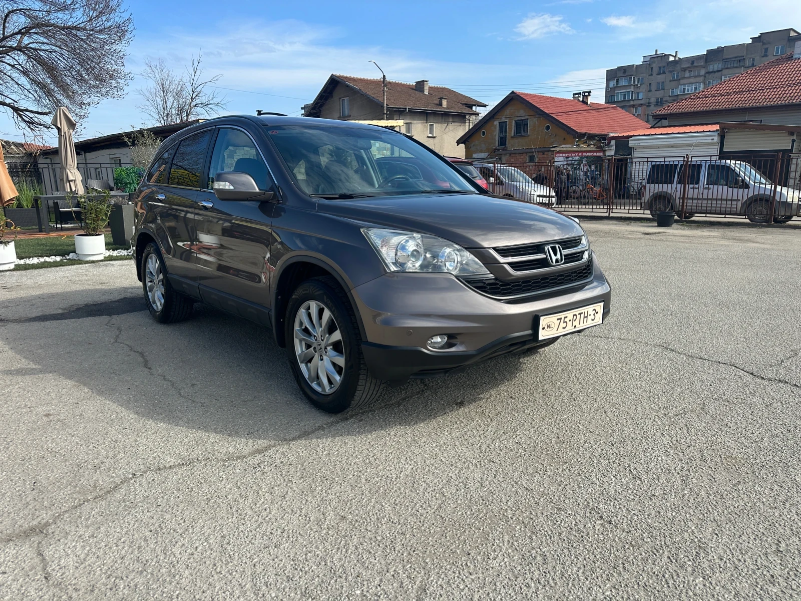 Honda Cr-v 2.0-4x4-FACELIFT-ALCANTARA-NAVI-КАМЕРА-1Г-ГАРАНЦИЯ, снимка 7 - Автомобили и джипове - 54046753