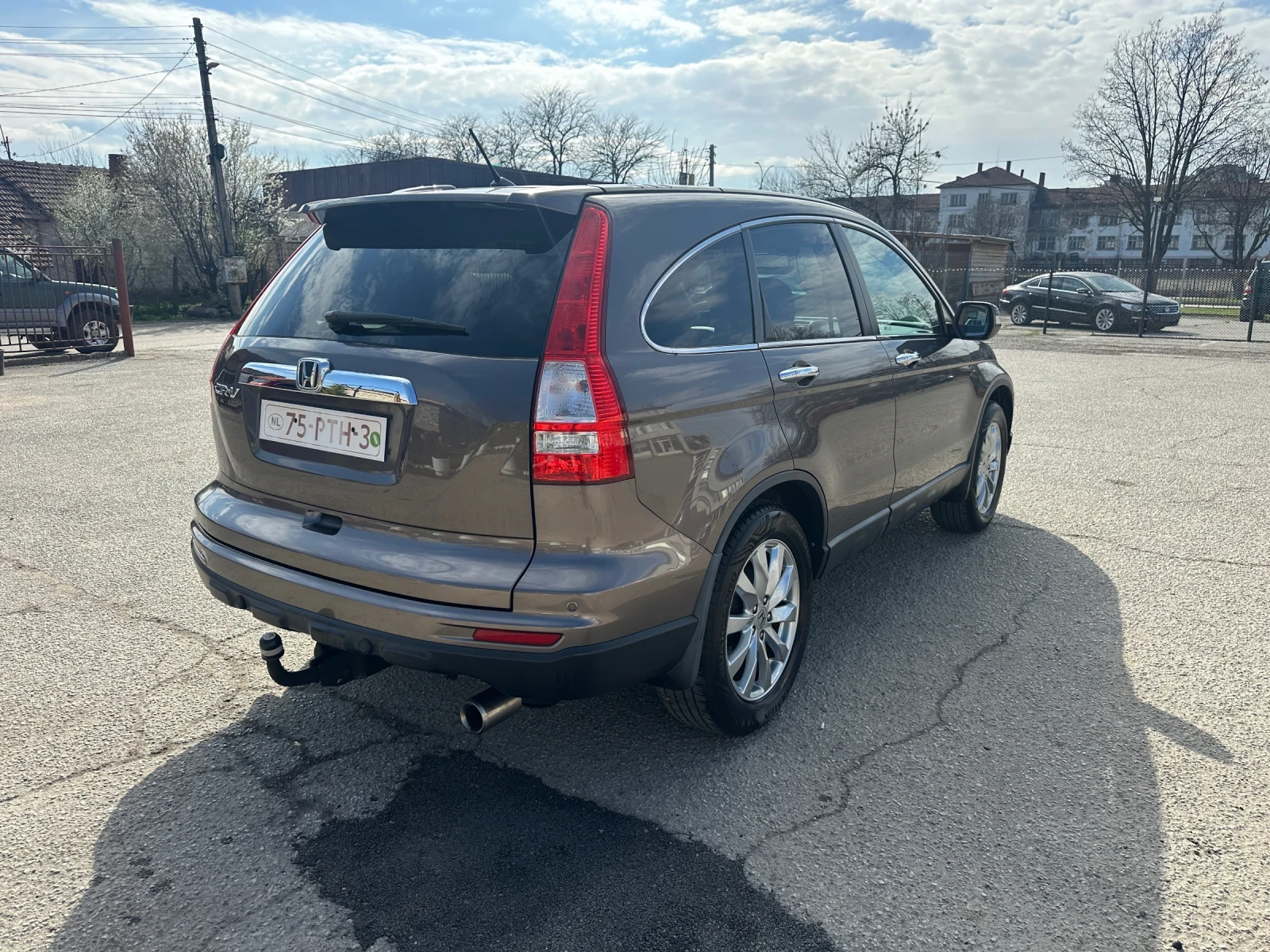 Honda Cr-v 2.0-4x4-FACELIFT-ALCANTARA-NAVI-КАМЕРА-1Г-ГАРАНЦИЯ, снимка 5 - Автомобили и джипове - 54046753