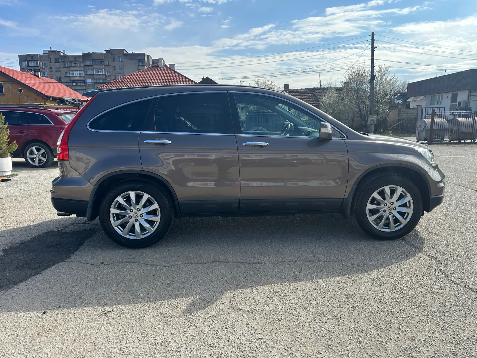 Honda Cr-v 2.0-4x4-FACELIFT-ALCANTARA-NAVI-КАМЕРА-1Г-ГАРАНЦИЯ, снимка 6 - Автомобили и джипове - 54046753