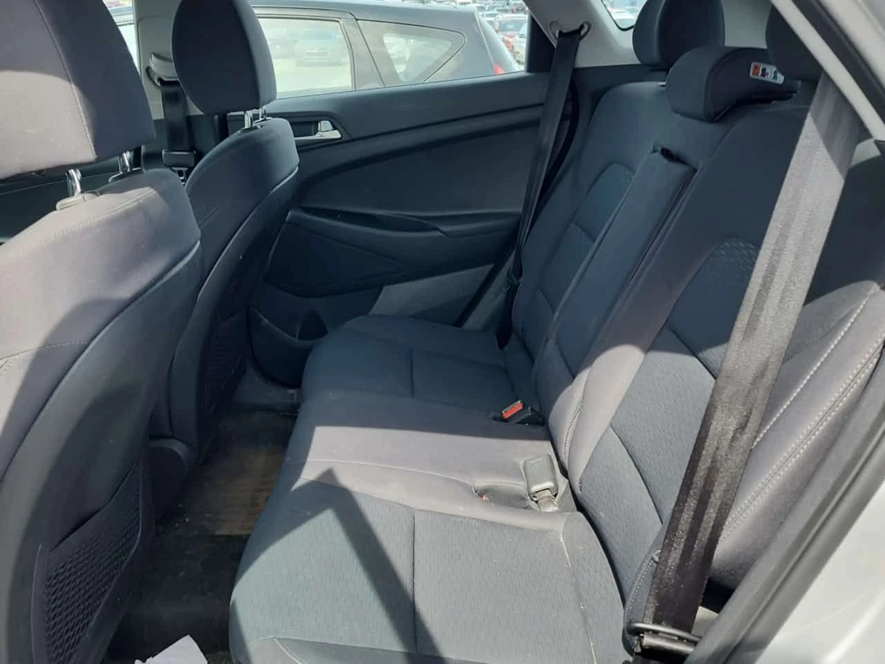 Hyundai Tucson * ESSENTIAL * CARFAX * ���� �� �� | Mobile.bg � ����������� 10