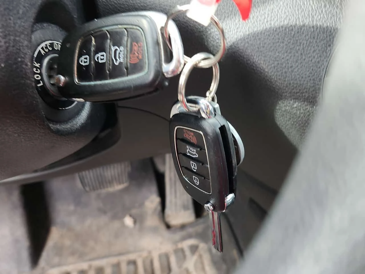 Hyundai Tucson * ESSENTIAL * CARFAX * ���� �� �� | Mobile.bg � ����������� 7