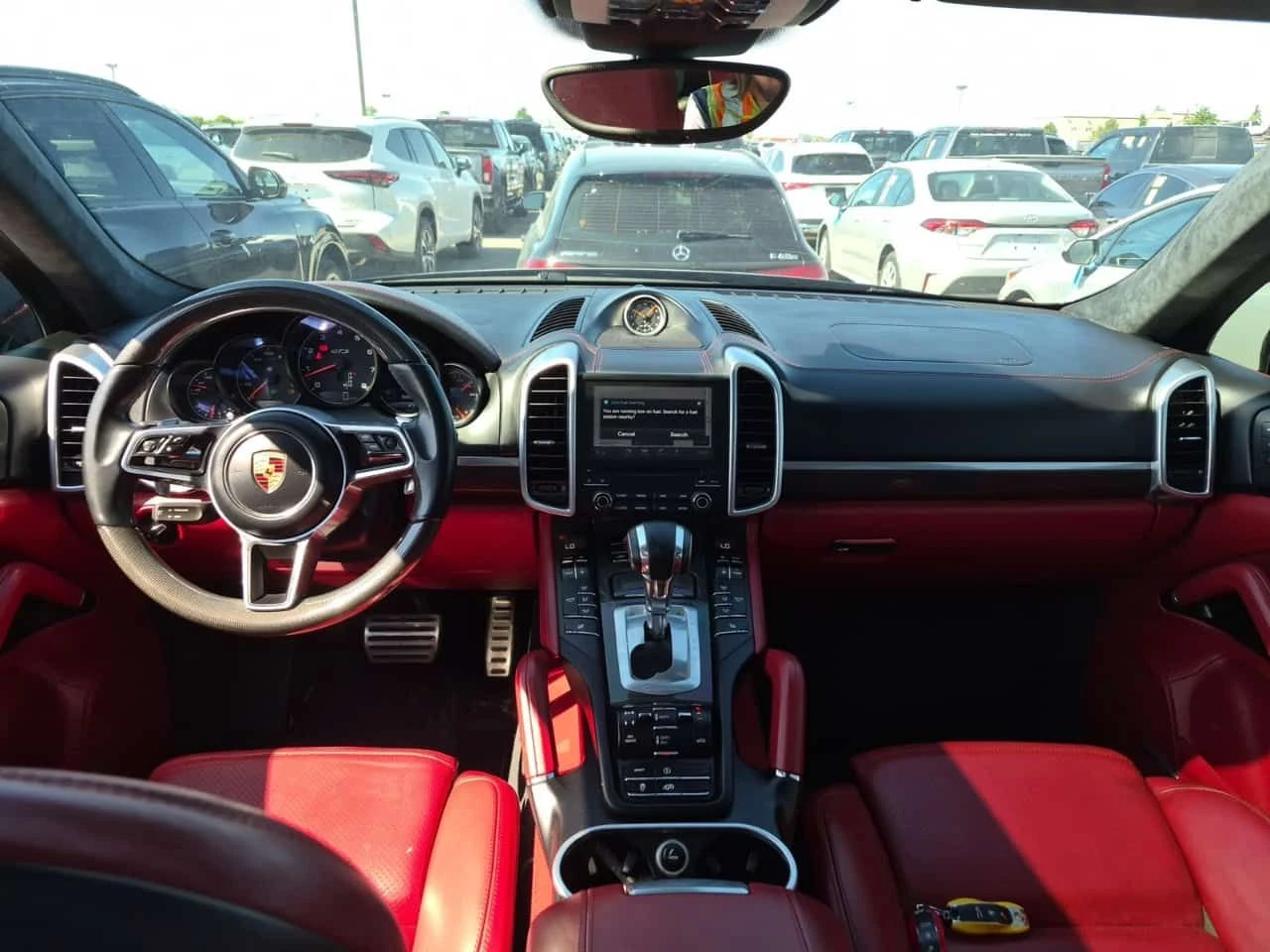 Porsche Cayenne * GTS * CARFAX * ЦЕНА ДО БГ, снимка 6 - Автомобили и джипове - 54902752
