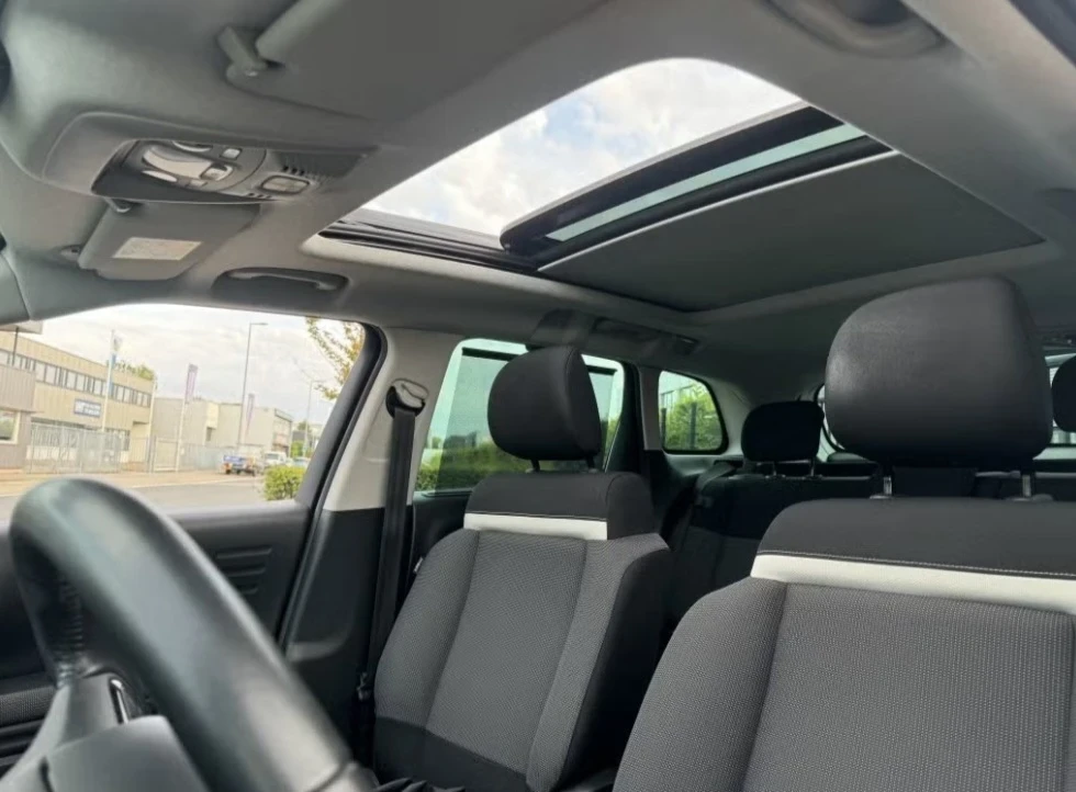 Citroen C3 Aircross 1.6Bhdi PANORAMA 120HP 6SPEED, снимка 12 - Автомобили и джипове - 55983707