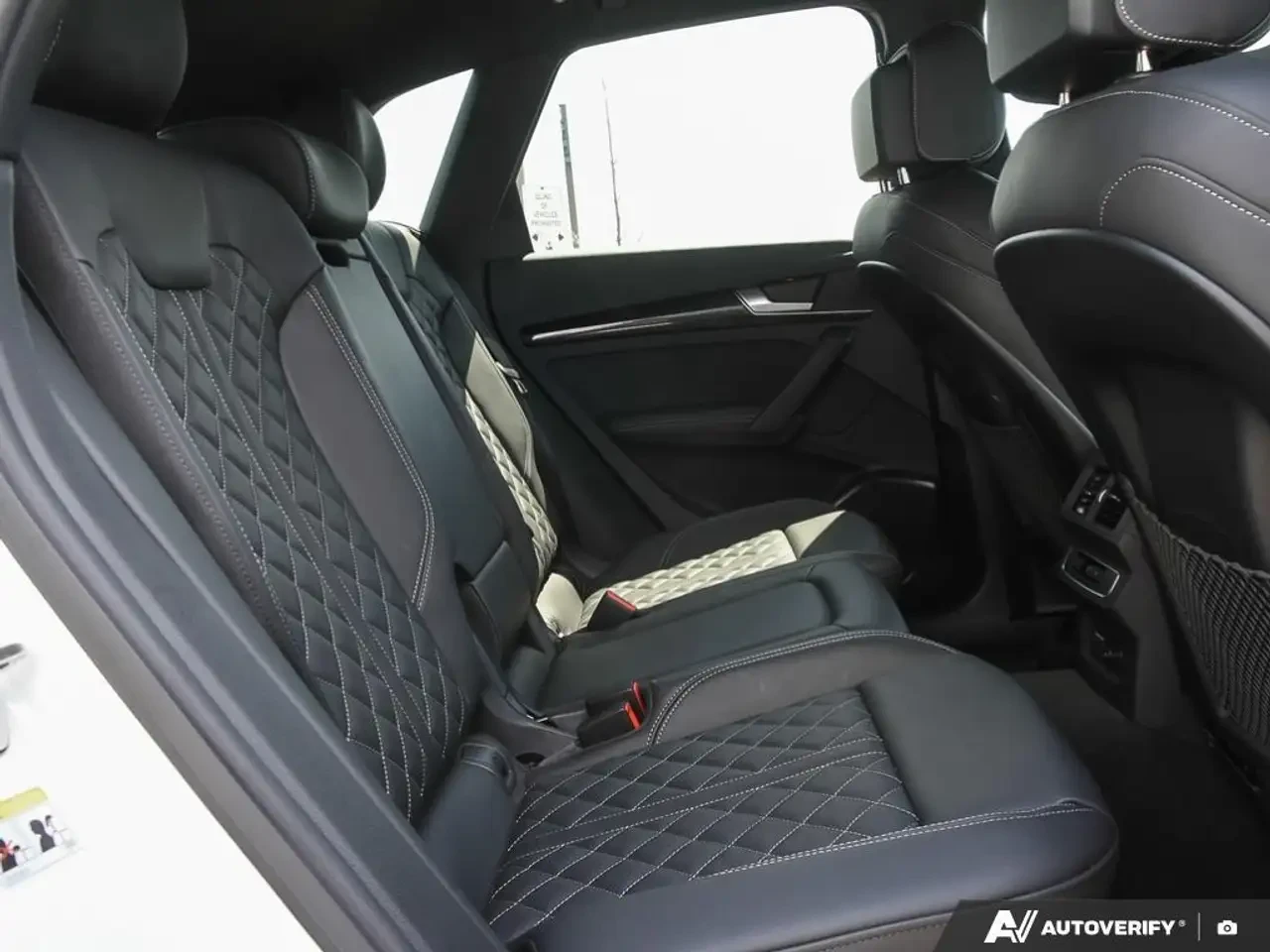 Audi SQ5, снимка 9 - Автомобили и джипове - 56181152