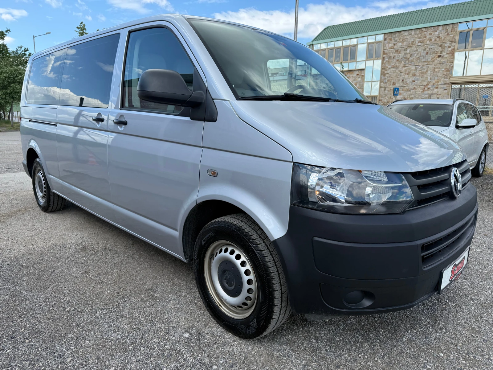 VW T5 2.0tdi 4Motion/Клима/9-местен/157х.км./ЩВЕЙЦАРИЯ, снимка 3 - Бусове и автобуси - 54571335