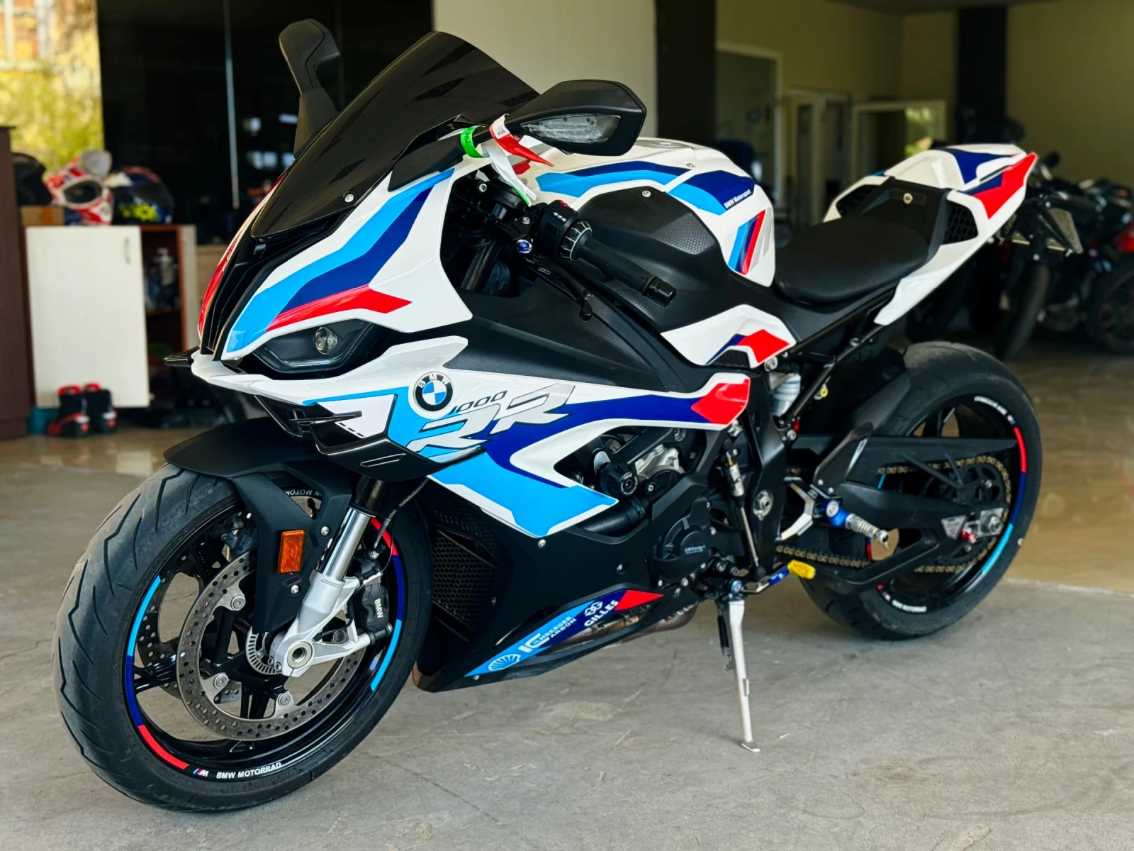 BMW S 1000RR M - изображение 3