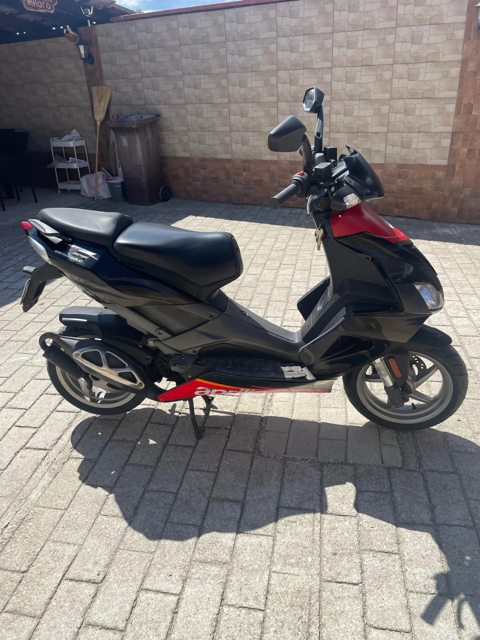 Aprilia 50 SR, снимка 2 - Мотоциклети и мототехника - 55672534