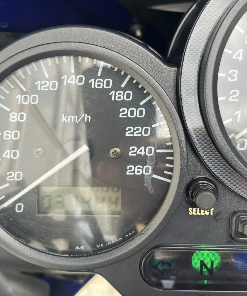 Yamaha Fazer 600, снимка 11 - Мотоциклети и мототехника - 56140603