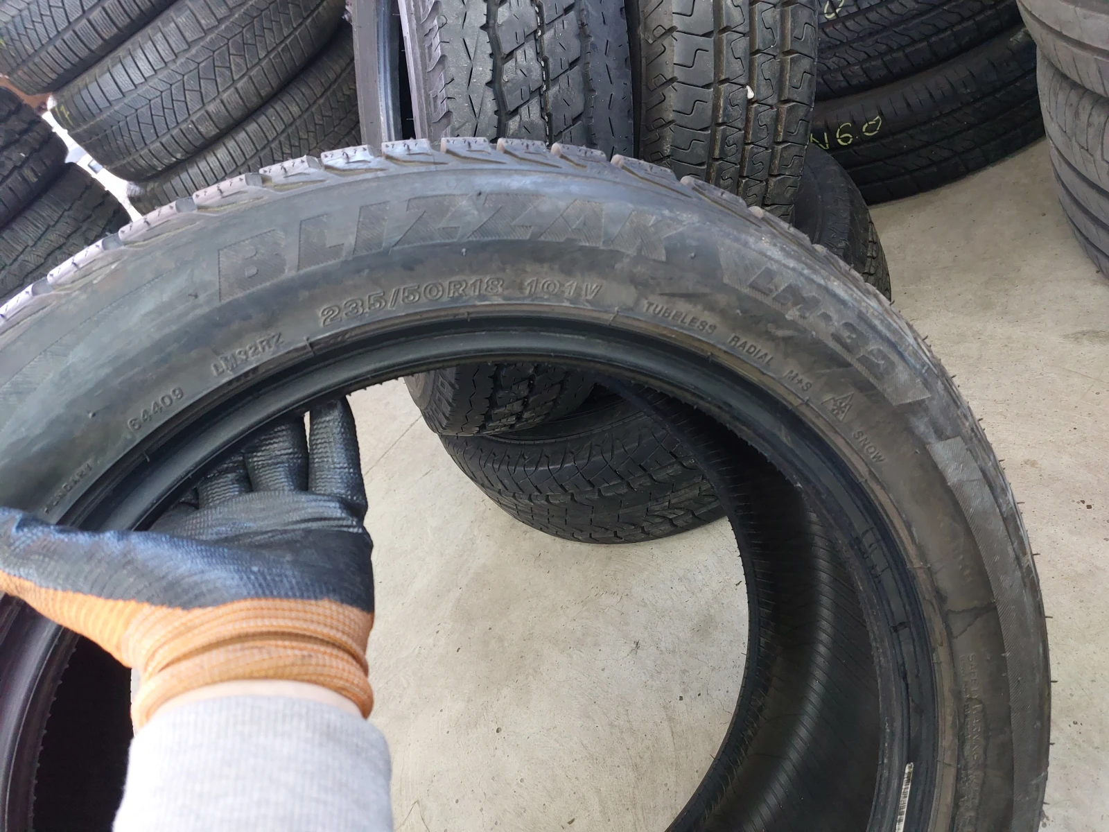  235/50R18 | Mobile.bg   14