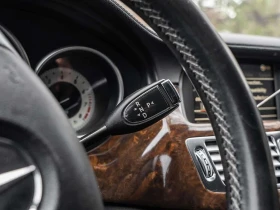 Mercedes-Benz CLS * 4dr Sdn 550 4MATIC * CARFAX * ЦЕНА ДО БГ, снимка 15