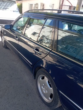 Обява за продажба на Mercedes-Benz E 200 ~5 400 лв. - изображение 2