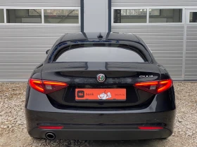 Alfa Romeo Giulia 2.2D 150кс РЪЧНИ СКОРОСТИ СЕРВИЗИ, снимка 7