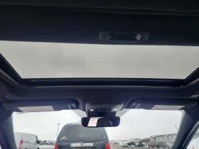 Toyota Camry SE  CARFAX, снимка 11