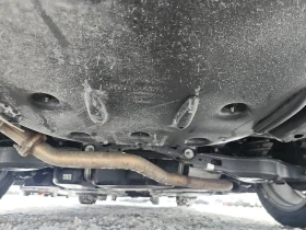 Toyota Camry SE  CARFAX, снимка 15