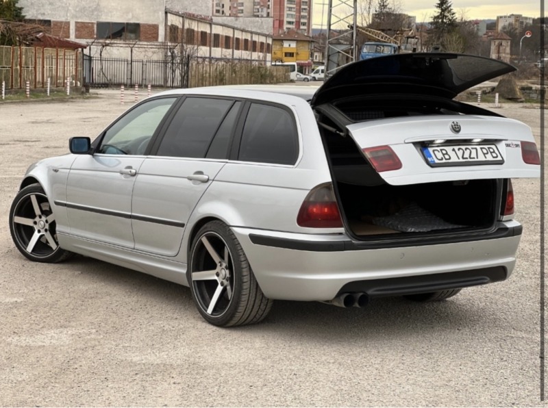 BMW 330, снимка 4 - Автомобили и джипове - 46444091
