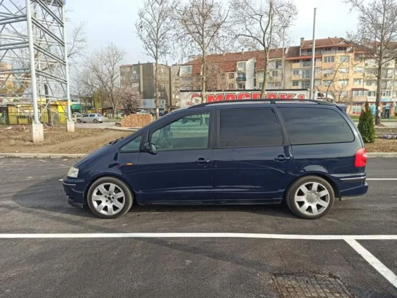 VW Sharan, снимка 9 - Автомобили и джипове - 47503178