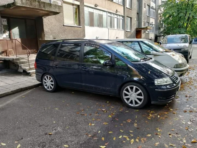 VW Sharan, снимка 2 - Автомобили и джипове - 47503178