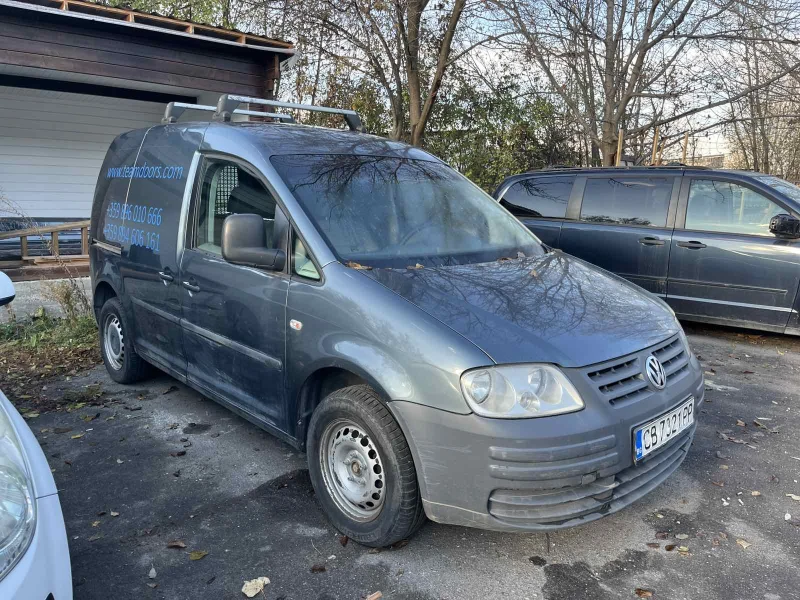 VW Caddy, снимка 1 - Автомобили и джипове - 48051480