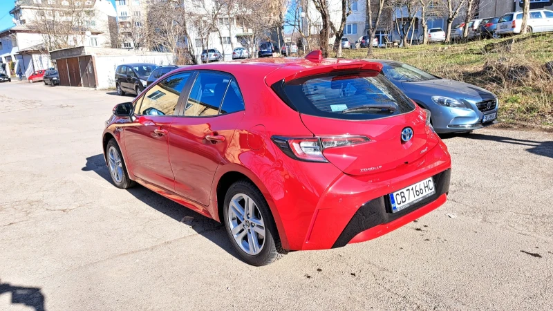 Toyota Corolla 1.8 Hybrid, снимка 7 - Автомобили и джипове - 49031565