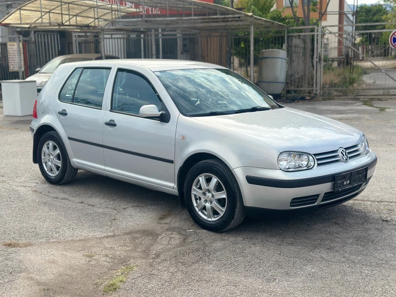 VW Golf 1.4I-75кс, снимка 2 - Автомобили и джипове - 51373224