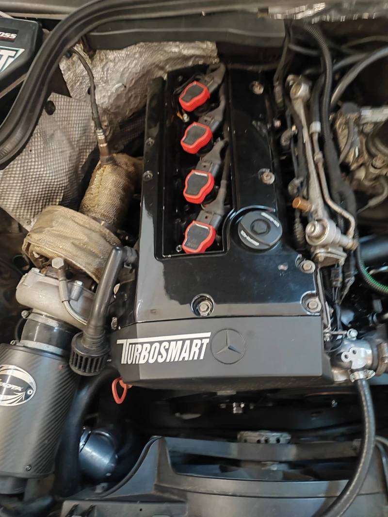 Mercedes-Benz CLK 230 , снимка 5 - Автомобили и джипове - 51542476