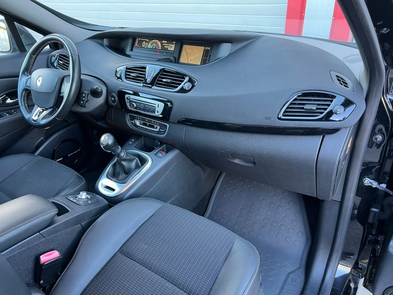 Renault Scenic 1.5DCI KEY LESS START STOPNAVI KLIMATRONIK EVRO 5B, снимка 15 - Автомобили и джипове - 52003547