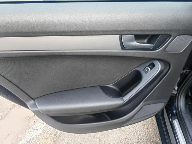 Audi A4 AVANT АВТОМАТИК, снимка 14 - Автомобили и джипове - 52470517