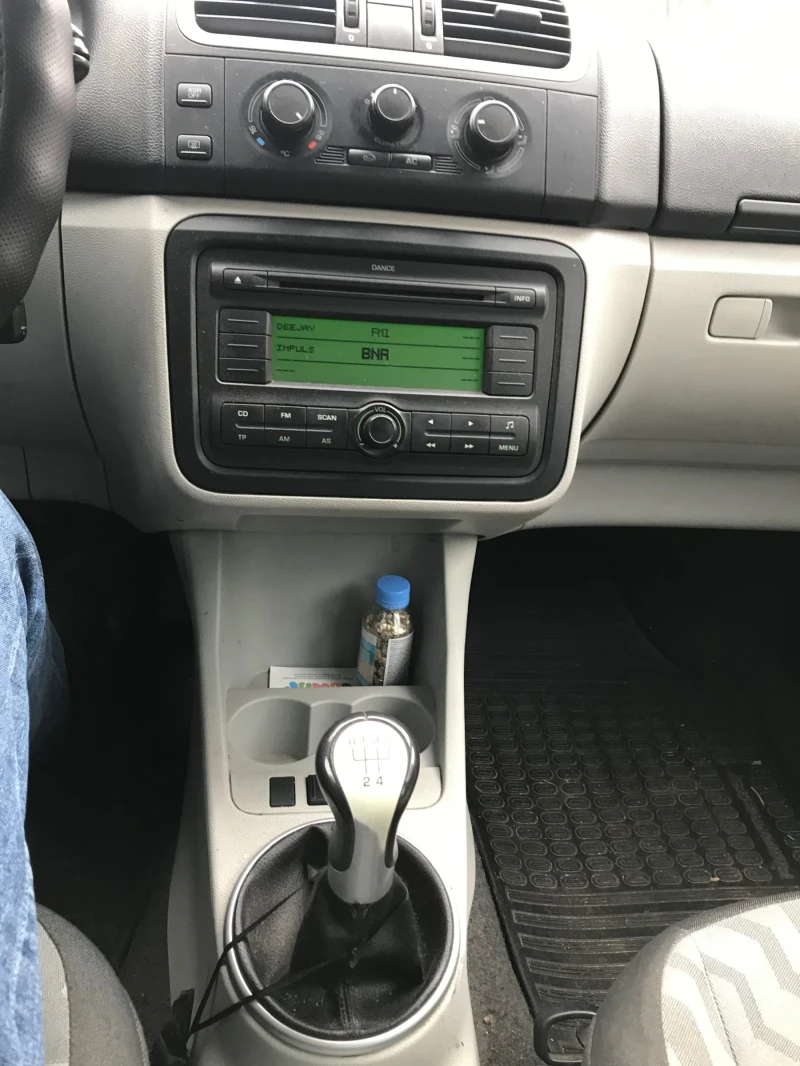 Skoda Roomster, снимка 13 - Автомобили и джипове - 52574150