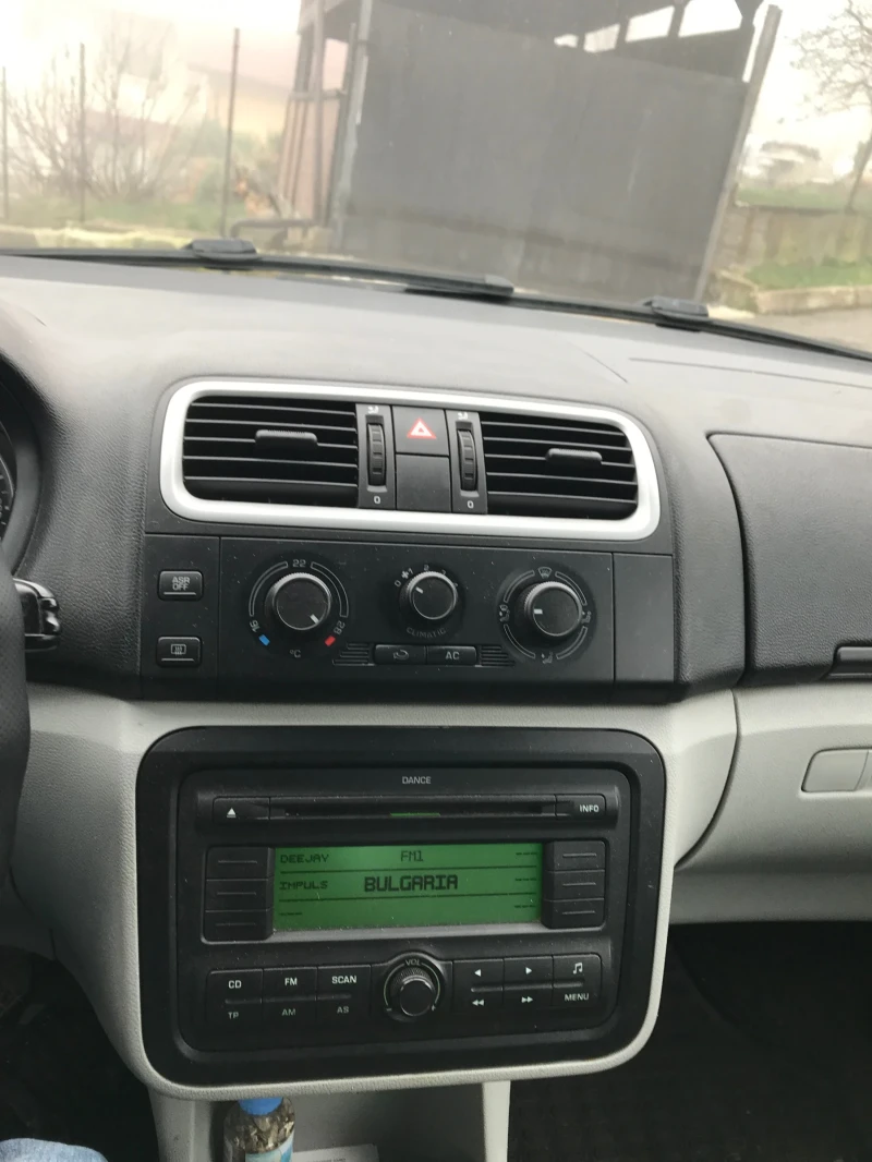 Skoda Roomster, снимка 8 - Автомобили и джипове - 52574150