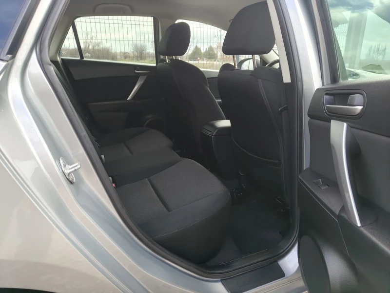 Mazda 3 2.2D 150, снимка 16 - Автомобили и джипове - 52886101