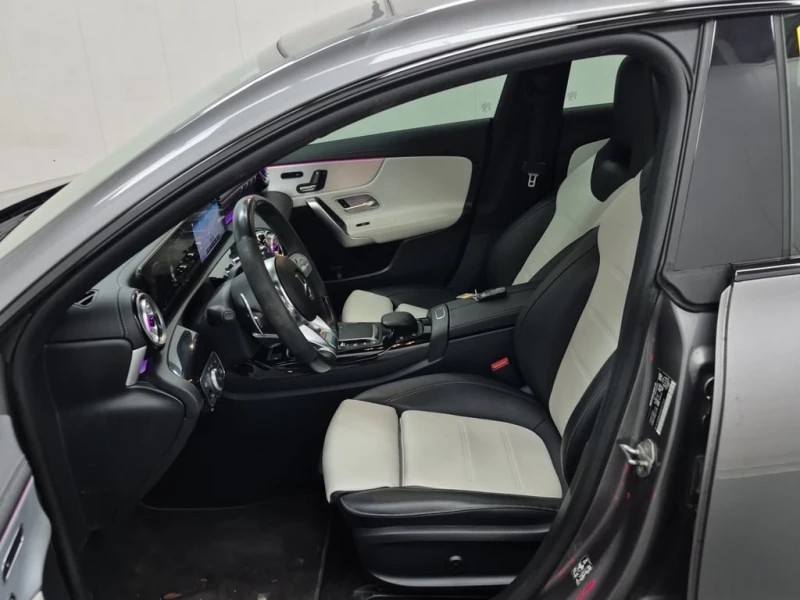Mercedes-Benz CLA 2022 AMG 35 * БЕЗ ПЪРВОНАЧАЛНА ВНОСКА, снимка 9 - Автомобили и джипове - 53001189
