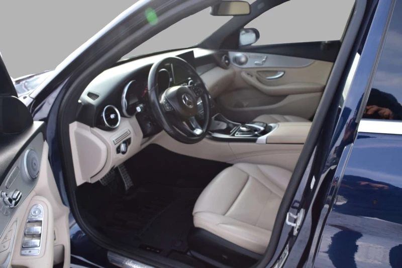 Mercedes-Benz C 300 * CARFAX * ЦЕНА ДО БГ, снимка 8 - Автомобили и джипове - 53204904