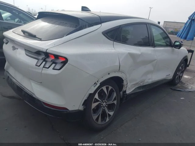 Ford Mustang Mach-E Premium AWD, снимка 4 - Автомобили и джипове - 55127048