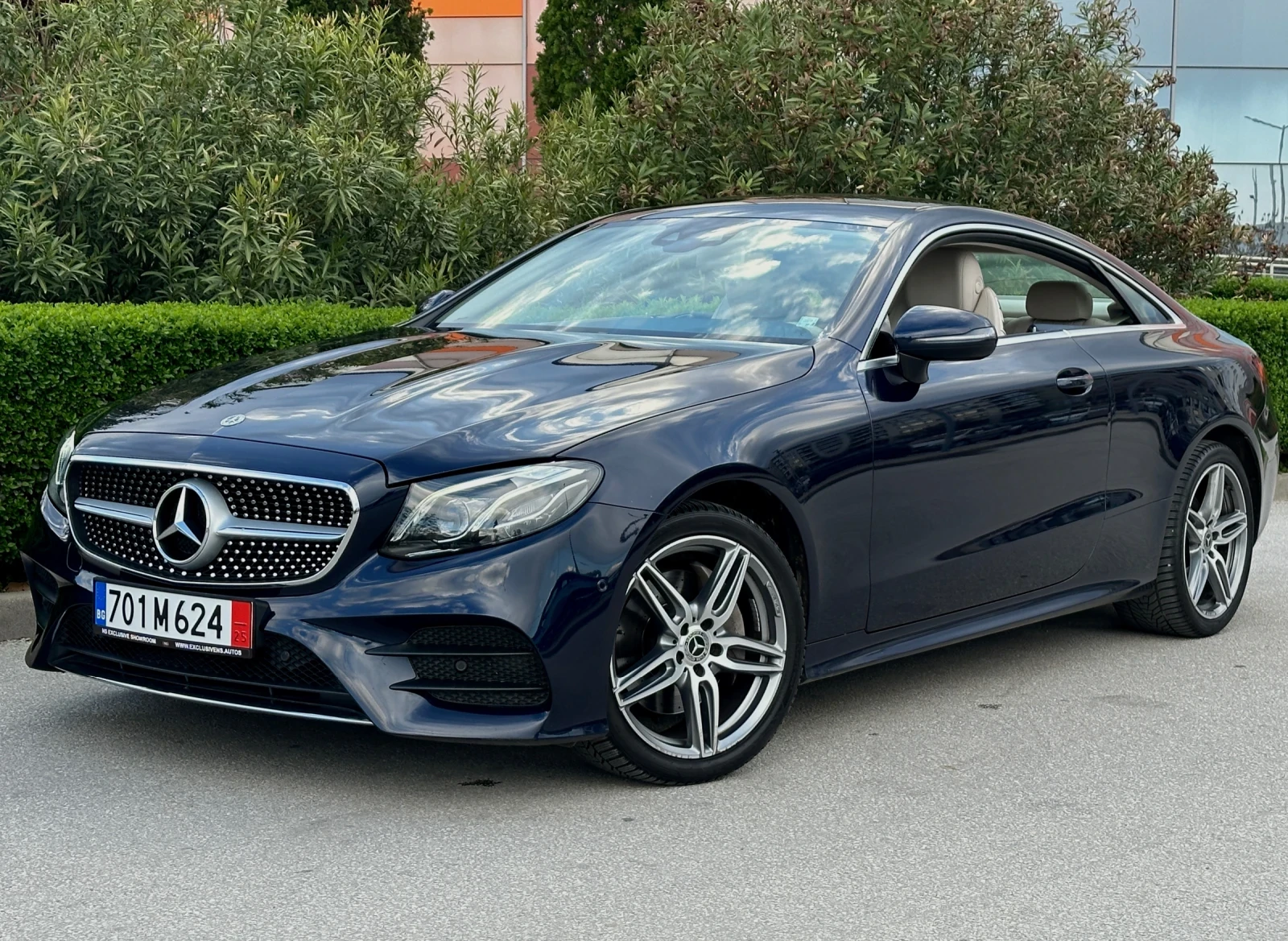 Mercedes-Benz E 220 d 4MATIC YACHT BLUE FULL AMG DIGITAL HEAD-UP, снимка 1