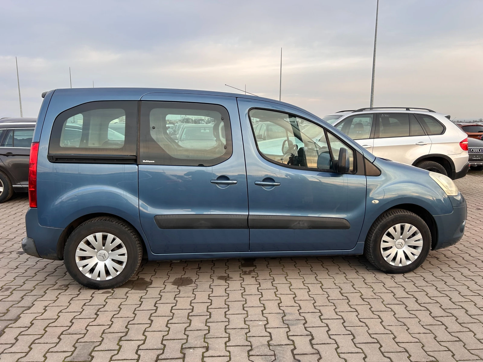 Citroen Berlingo 1.6HDI Multispace 4+ 1 EURO 4 - изображение 5